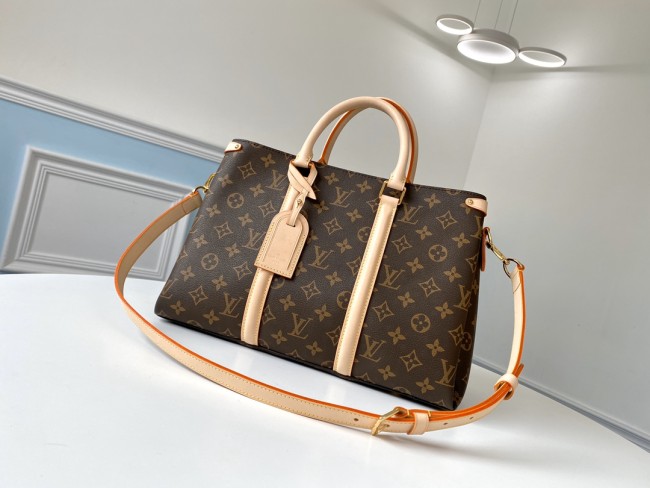 Louis Vuitton bag M44816