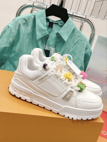 Louis Vuitton Trainer sports shoes 52