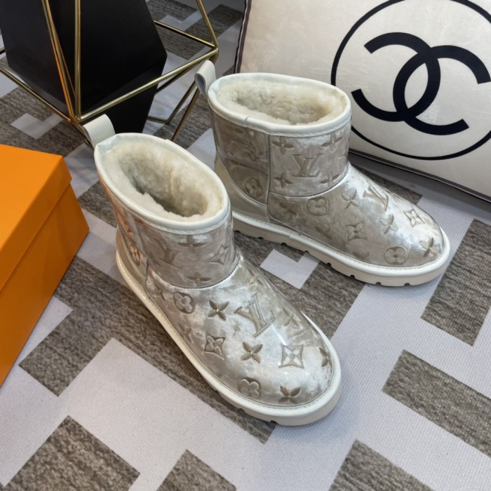 lv PVC embroidered snow boots