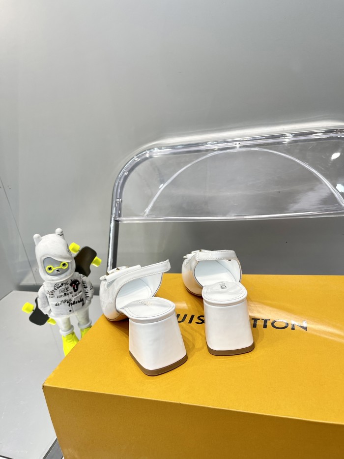 Louis Vuitton shake High heels 5cm White whit box 83