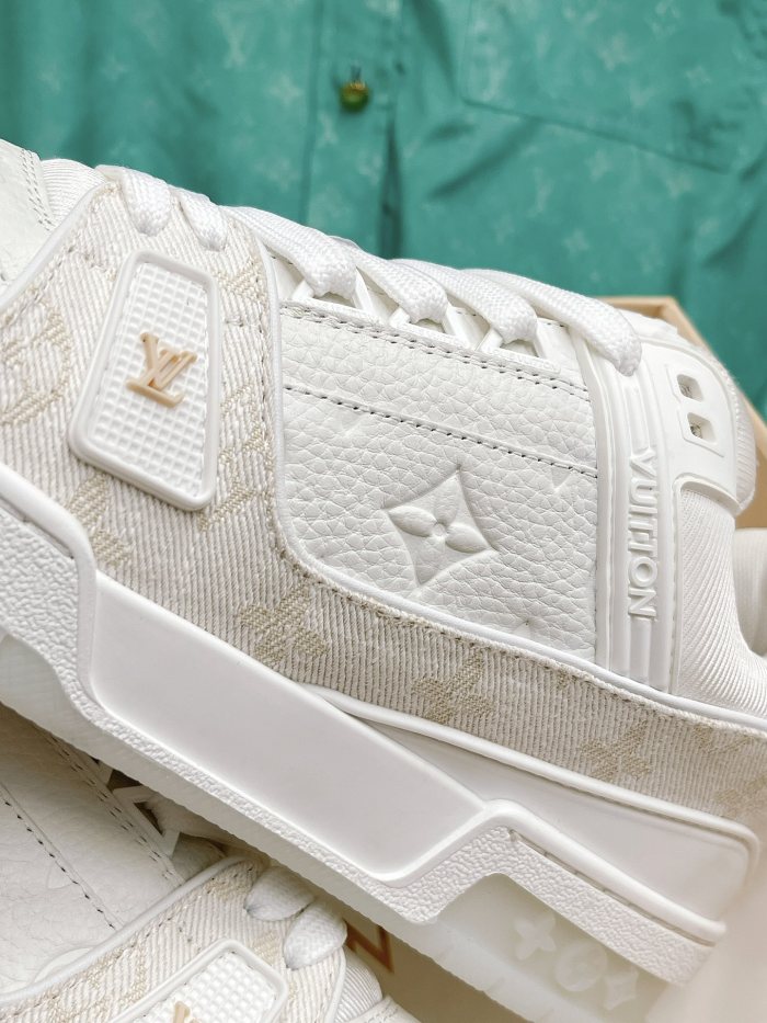 Louis Vuitton Trainer sports shoes 22
