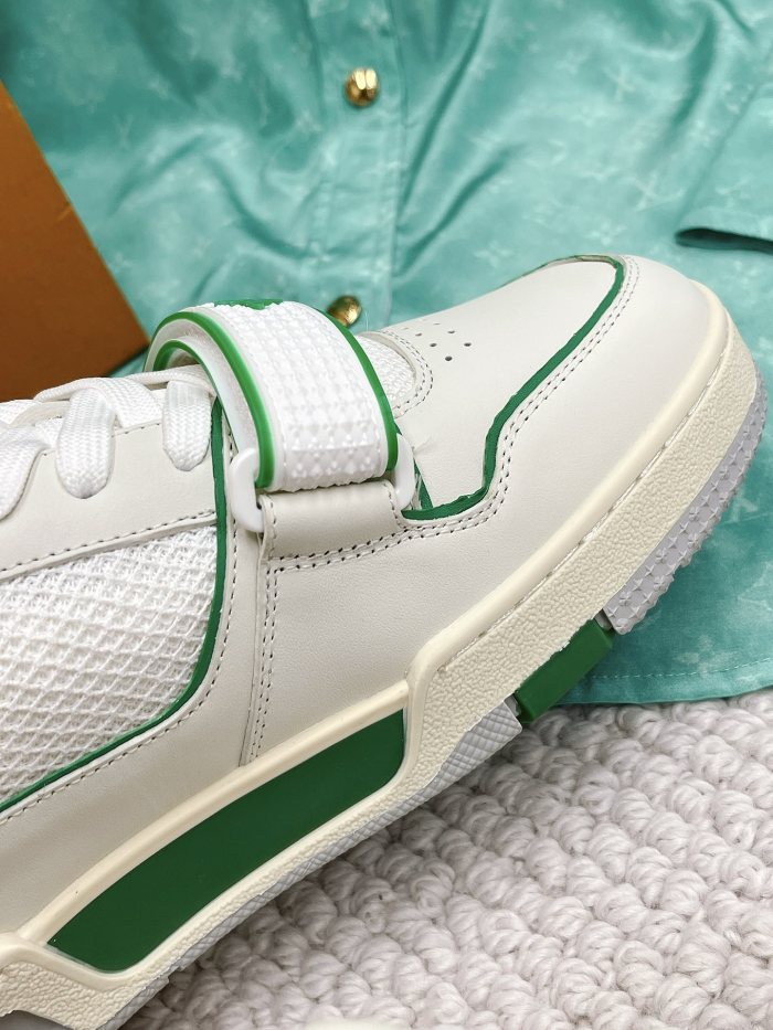 Louis Vuitton Trainer sports shoes 30