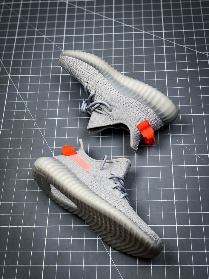 Yeezy 350 Boost V2 “Tail Light”