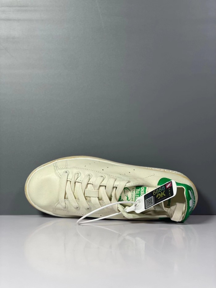 Adidas Handball Spezial Old version with beige and green tail