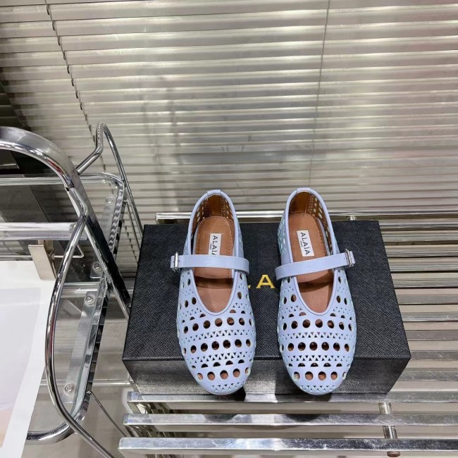 alaia Hole genuine leather blue