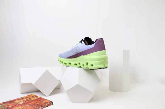 On Running Cloud 5 Blue, purple, green