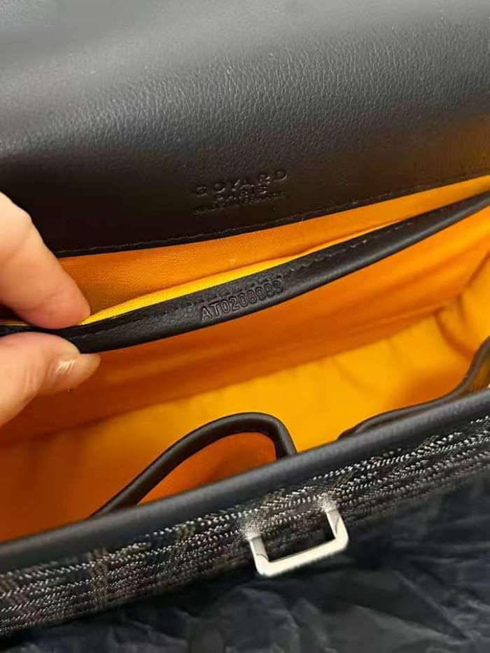 Handbag Goyard 6012 size 22*16*7 cm