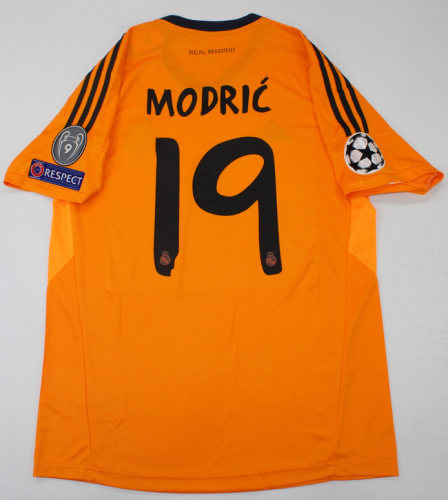 with UCL Patch Retro Jersey 2013-2014 Real Madrid MODRIC 19 3rd Away Yellow Vintage Soccer Jersey