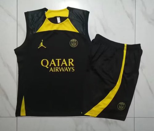 Adult Uniform 2023-2024 PSG Black/Yellow Soccer Training Vest and Shorts