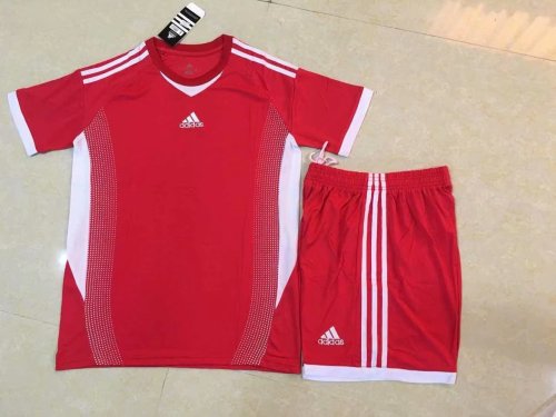 #812 Red Soccer Training Uniforms Blank Jersey and Shorts