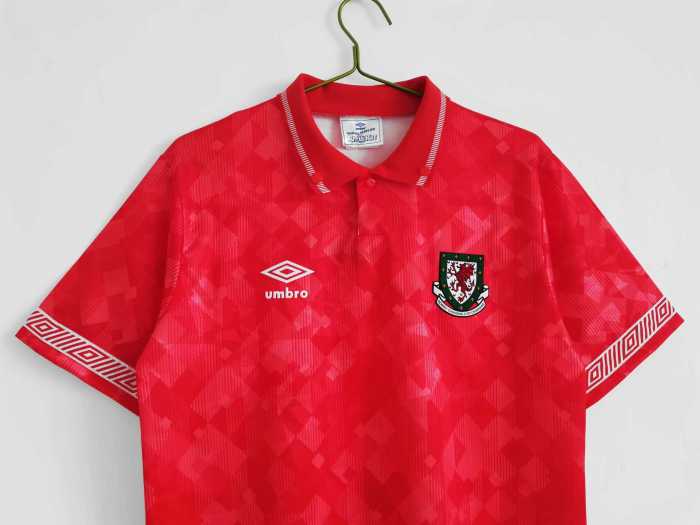 Retro Jersey 1990-1992 Wales Home Soccer Jersey Vintage Football Shirt