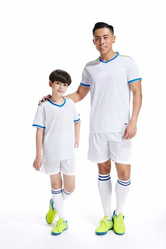 D8819 White Youth Set Adult Uniform Blank Soccer Training Jersey and Shorts