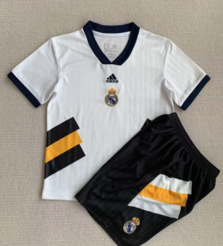 Adult Uniform 2023-2024 Real Madrid Icon White Soccer Jersey Shorts