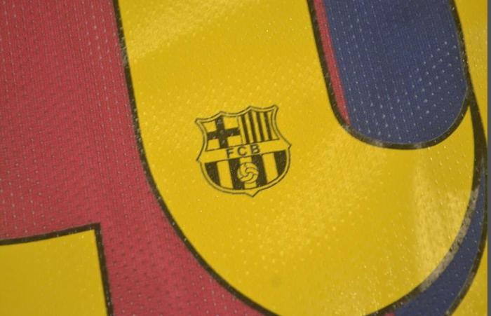 with Front Lettering UCL Patch Retro Jersey 2014-2015 Barcelona 9 SUAREZ Home Soccer Jersey
