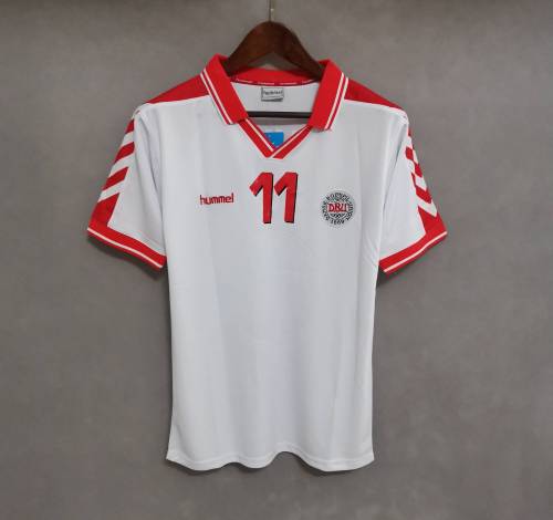 Retro Jersey 1998 Denmark 11 B.LAUDRUP Away Soccer Jersey White Vintage Football Shirt