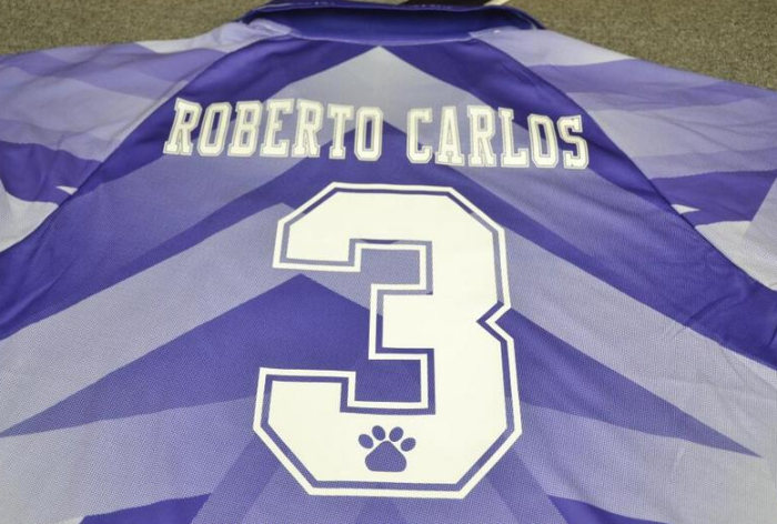 with LFP Patch Retro Jersey Real Madrid 1996-1997 3 ROBERTO CARLOS Away Purple Soccer Jersey