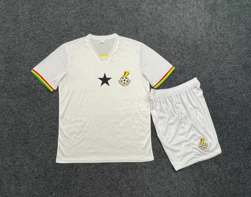 Adult Uniform 2022-2023 Ghana Home Soccer Jersey Shorts