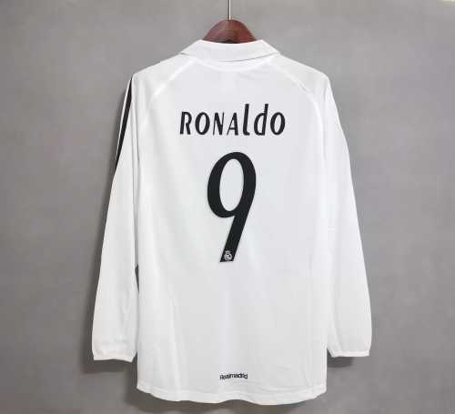 Retro Jersey Long Sleeve 2005-2006 Real Madrid RONALDO 9 Home Soccer Jersey