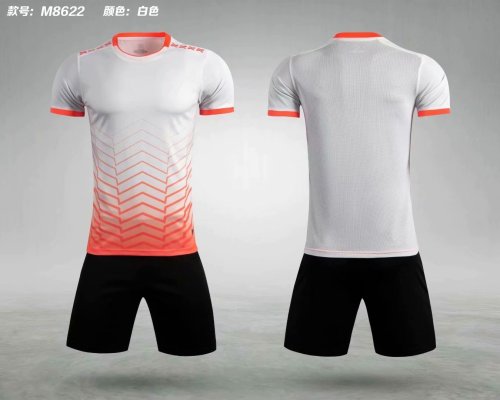 M8622 White Tracking Suit Adult Uniform Soccer Jersey Shorts