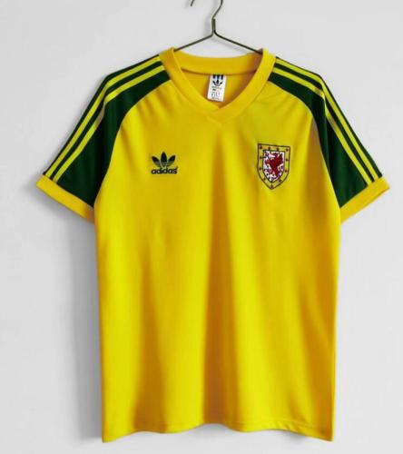 Retro Jersey 1982 Wales Away Yellow Soccer Jersey Vintage Football Shirt