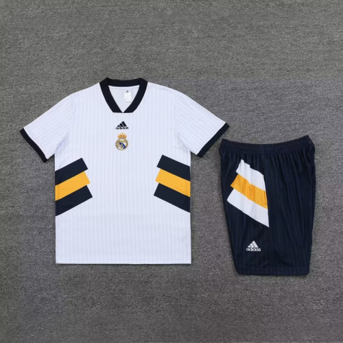 Adult Uniform 2023-2024 Real Madrid White Soccer Jersey Shorts