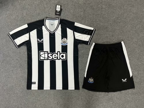 Adult Uniform 2023-2024 Newcastle United Home Soccer Jersey Shorts