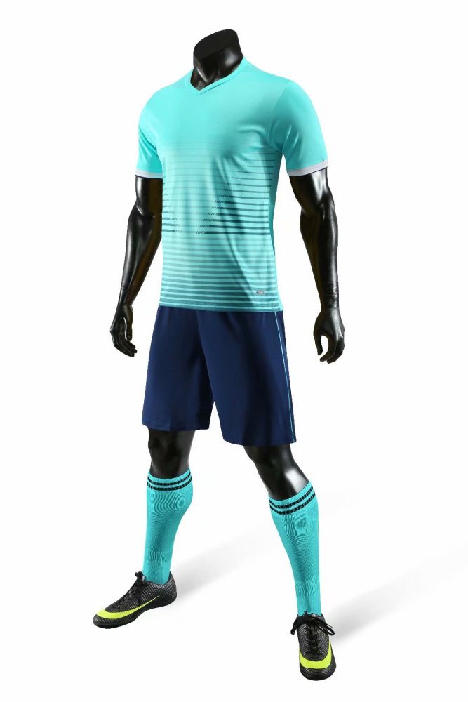 D8821 Light Blue Blank Soccer Training Jersey and Shorts
