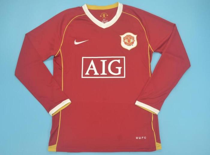 with UCL Patch Long Sleeve Retro Jersey 2006-2007 Manchester United Home Soccer Jersey