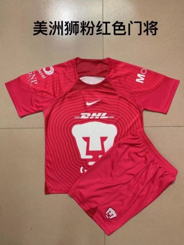 Adult Uniform 2022-2023 Pumas Red Goalkeeper Soccer Jersey Shorts