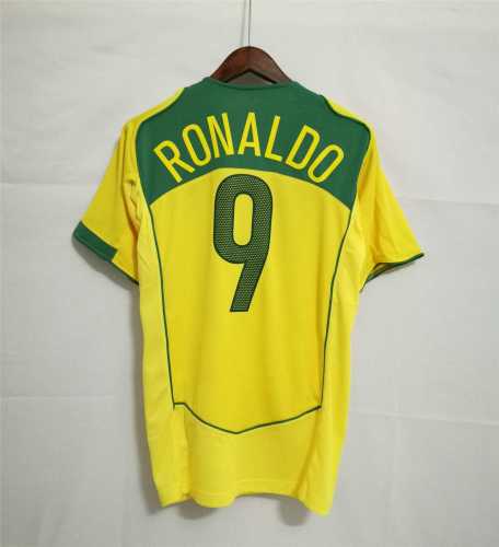 Retro Jersey 2004 Brazil RONALDO 9 Home Soccer Jersey Vintage Brasil Camisetas de Futbol