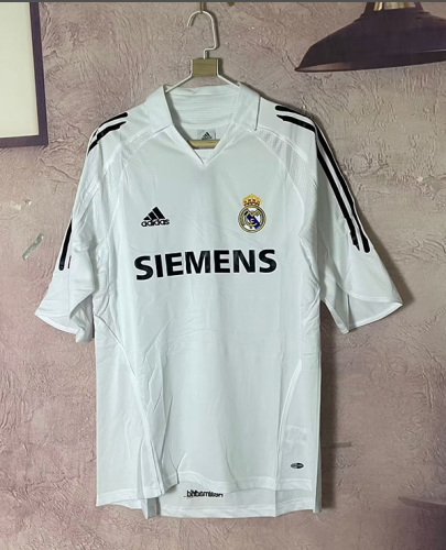 Retro Jersey 2005-2006 Real Madrid Home Vintage Soccer Jersey