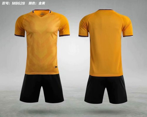M8628 Golden Tracking Suit Adult Uniform Soccer Jersey Shorts