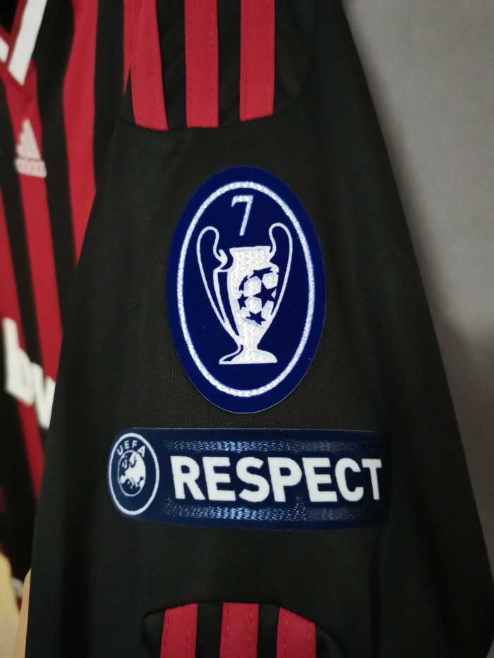 with UCL Patch Retro Jersey Long Sleeve 2009-2010 AC Milan RONALDINHO 80 Home Vintage Soccer jersey