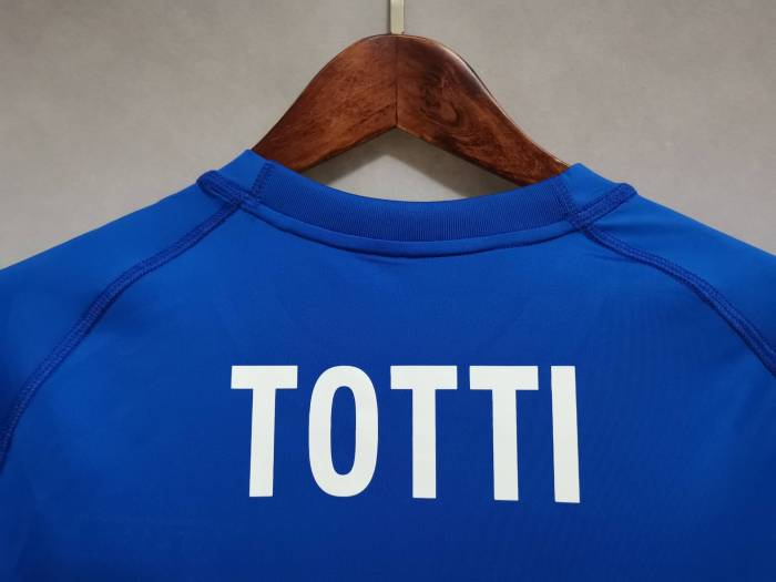 Retro Jersey 2000 Italy TOTTI 20 Home Vintage Soccer Jersey