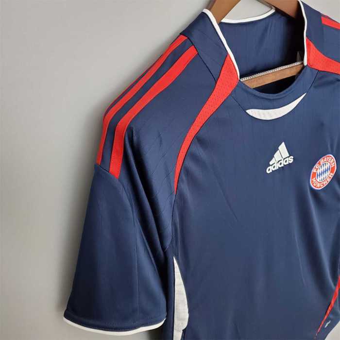 Retro Jersey 2006-2007 Bayern Munich Royal Blue Soccer Jersey
