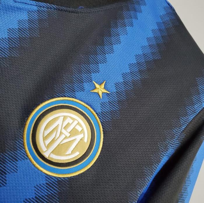 Retro Jersey 2010-2011 Inter Milan Home Soccer Jersey Vintage Football Shirt