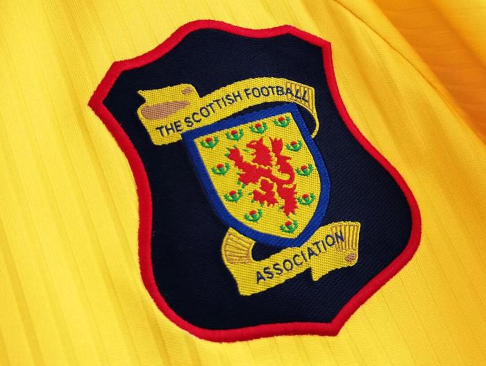 Retro Jersey  1996-1998 Scotland Away Yellow Soccer Jersey