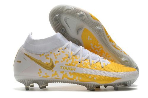 New Yellow/White Soccer Shoe