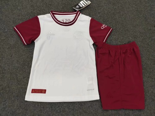 Youth Uniform Bayern 120th Anniversary Soccer Jersey Shorts