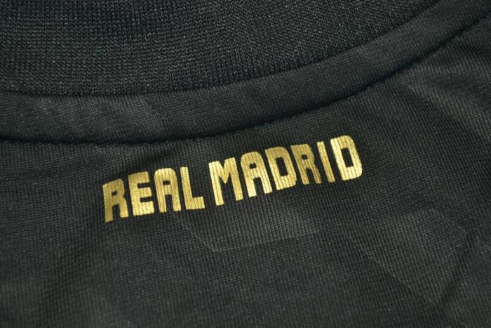 with LFP Patch Retro Jersey 2011-2012 Real Madrid Away Black Soccer Jersey Vintage Real Camisetas de Futbol