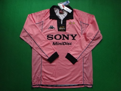 Long Sleeve Retro Jersey Juventus 1997-98 Away Pink Soccer Jersey