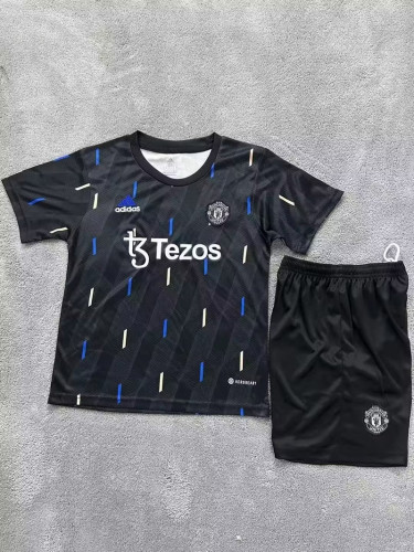 Youth Uniform Kids Kit 2023-2024 Manchester United Black Soccer Training Jersey Shorts