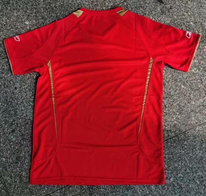Retro Jersey Livepoool 2005-2006 Red Soccer Jersey