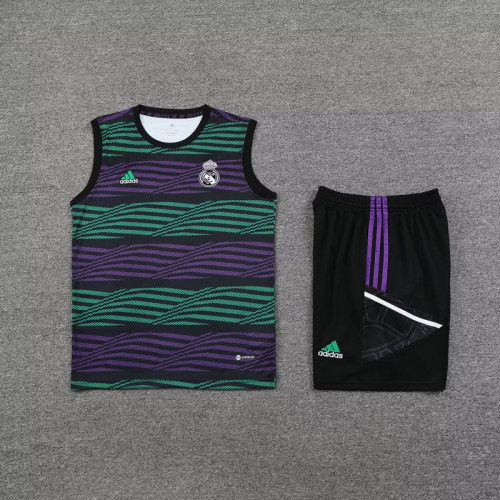 Adult Uniform 2023-2024 Real Madrid Green Soccer Training Vest and Shorts