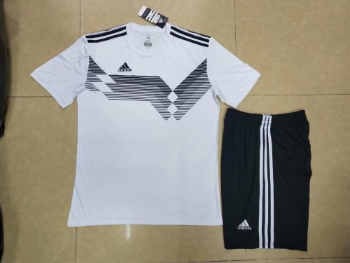 #813 White Soccer Training Uniform Adult Jersey and Shorts