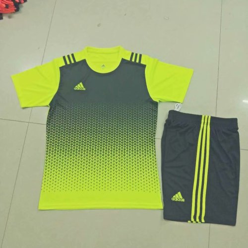 #815 Green/Black Soccer Training Uniform Jersey and Shorts