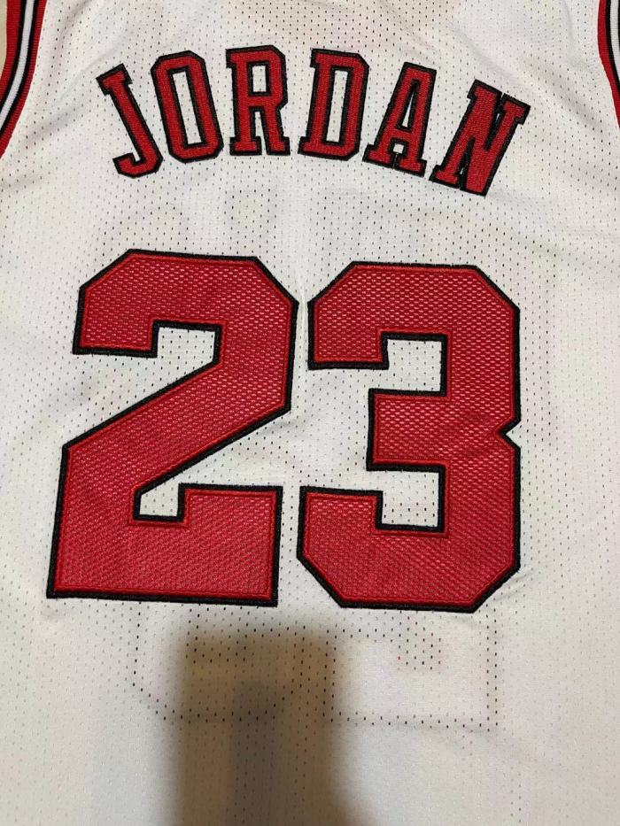 Mitchell&ness 1997-98 Chicago Bulls White Basketball Shirt 23 JORDAN NBA Jersey