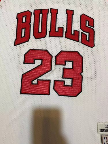 Mitchell&ness 1997-98 Chicago Bulls White Basketball Shirt 23 JORDAN Classic NBA Jersey
