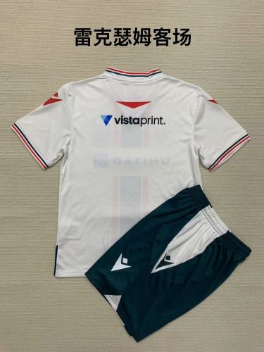 Adult Uniform 2023-2024 Wrexham Away White Soccer Jersey Shorts