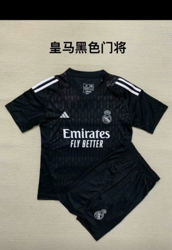 Youth Uniform Real Camisetas de Futbol Kids Kit 2023-2024 Real Madrid Black Goalkeeper Soccer Jersey Shorts Child Set